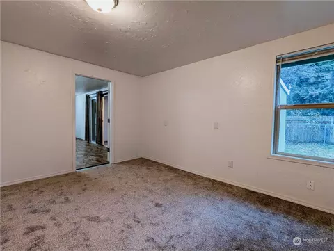 122 Raintree Loop SE, Rainier, WA 98576 photo 29