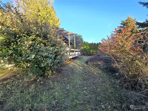 Exterior - 141 Madrona Ter, Sequim, WA 98382 photo 8 of 12