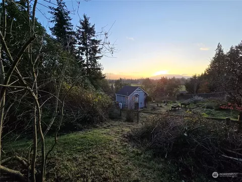 Exterior - 141 Madrona Ter, Sequim, WA 98382 photo 11 of 12