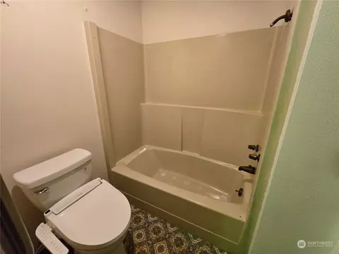 Bath - 141 Madrona Ter, Sequim, WA 98382 photo 2 of 4