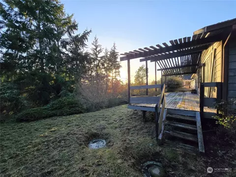 Exterior - 141 Madrona Ter, Sequim, WA 98382 photo 7 of 12