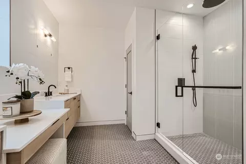 529 22nd Ave, Seattle, WA 98122 photo 16