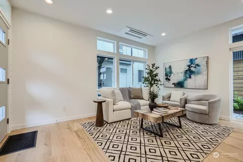 529 22nd Ave, Seattle, WA 98122 photo 3