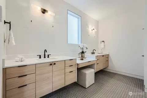 529 22nd Ave, Seattle, WA 98122 photo 15