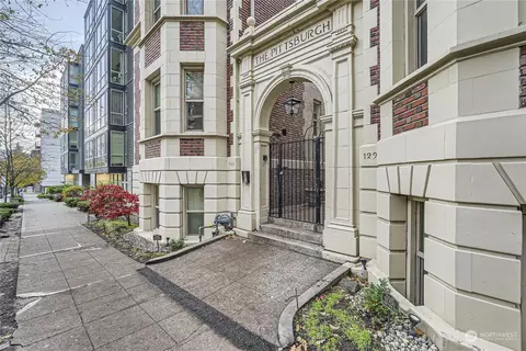 125 Warren Ave N #N, Seattle, WA 98109