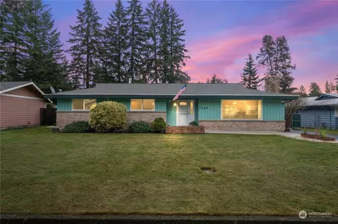 2569 Pine Tree Dr SE, Port Orchard, WA 98366