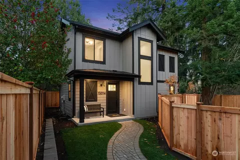 13014 NE 112th St, Kirkland, WA 98033