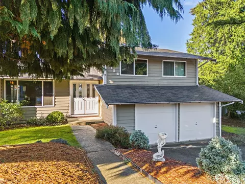 2125 Blaine Cir SE, Renton, WA 98055
