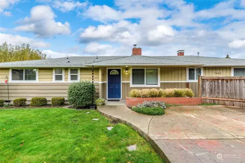 7825 23rd St W, University Place, WA 98466