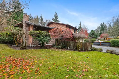 1415 Lahti Dr, Bellingham, WA 98226