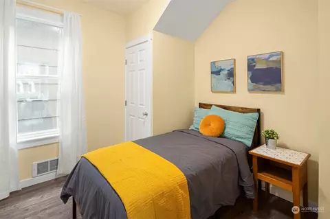 Bedroom - 3113 Oakes Ave, Everett, WA 98201 photo 4 of 7
