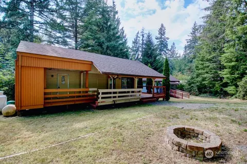 45279 Kachess Trl, Concrete, WA 98237