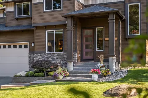 7205 Myers Rd E, Bonney Lake, WA 98391
