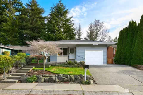 24820 11th Ave S, Des Moines, WA 98198