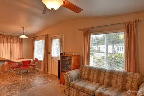 1725 242nd St SE #219, Bothell, WA 98021 photo 4