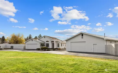 2430 Vantage Hwy, Ellensburg, WA 98926