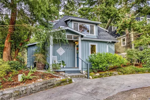 2313 Ebony St, Port Townsend, WA 98368