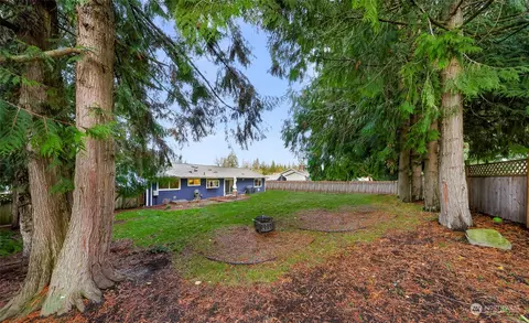 Exterior - 19227 29th Ave SE, Bothell, WA 98012 photo 4 of 11
