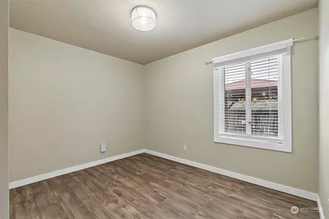 603 3rd St, Steilacoom, WA 98388 photo 17