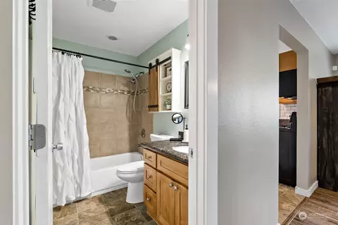 603 3rd St, Steilacoom, WA 98388 photo 22