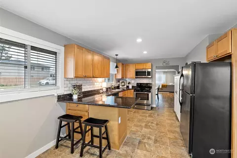 603 3rd St, Steilacoom, WA 98388 photo 13