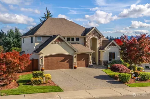21813 Quiet Water Loop E, Lake Tapps, WA 98391