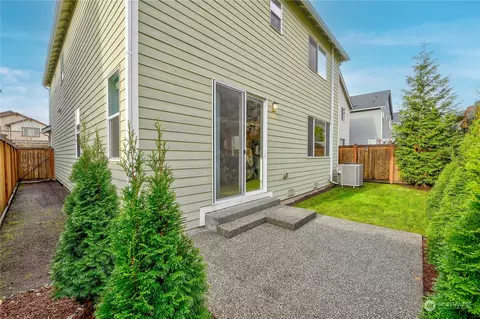 Exterior - 23619 43rd Dr SE, Bothell, WA 98021 photo 3 of 5