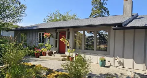 450 Spruce St, Friday Harbor, WA 98250
