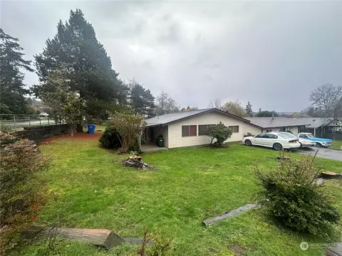 710 Montgomery St, Steilacoom, WA 98388