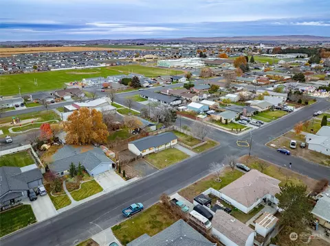 View/Area - 1306 E Oak St, Othello, WA 99344 photo 1 of 7
