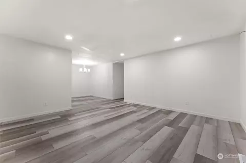 Living - 1306 E Oak St, Othello, WA 99344 photo 1 of 2