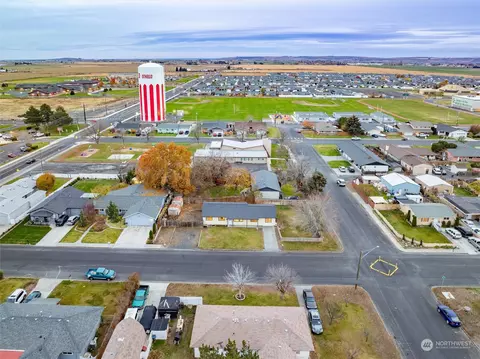 View/Area - 1306 E Oak St, Othello, WA 99344 photo 2 of 7