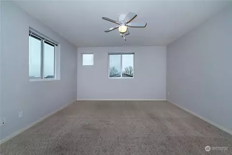 Bedroom - 331 Pacific Loop, Kittitas, WA 98934 photo 4 of 5