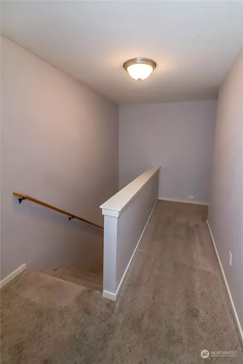 Entry Way - 331 Pacific Loop, Kittitas, WA 98934 photo 3 of 3