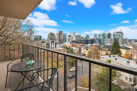 1300 University St #5D, Seattle, WA 98101