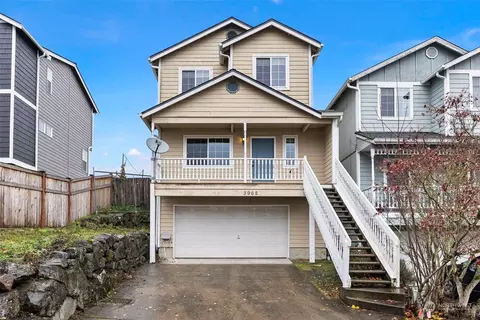 3962 Broadmoor Loop NE, Bremerton, WA 98310