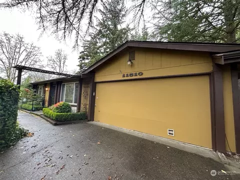 11510 90th Ave SW, Lakewood, WA 98498