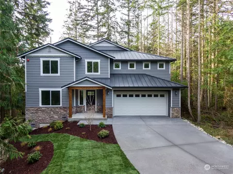 6860 Lakewood Park Ln, Anacortes, WA 98221