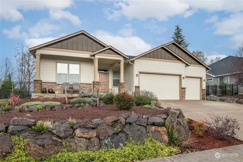 14 Gibbs Ln, Longview, WA 98632