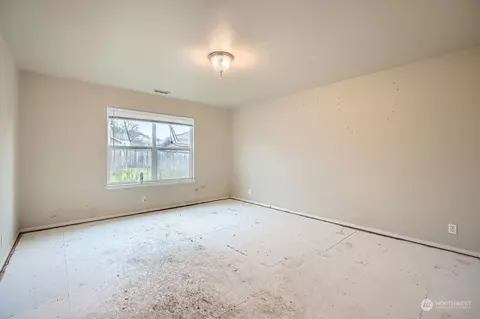 1214 Boatman Ave NW, Orting, WA 98360 photo 5