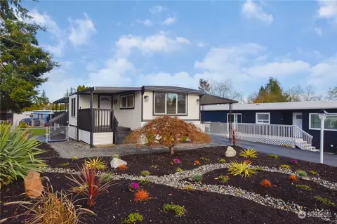 13320 Highway 99 #140, Everett, WA 98204
