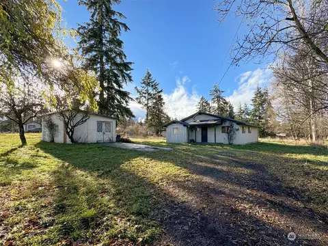 1022 River Rd, Sequim, WA 98382