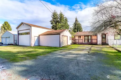 312 S 185th St, Burien, WA 98148