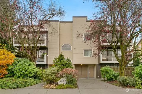 8812 Stone Ave N #102, Seattle, WA 98103