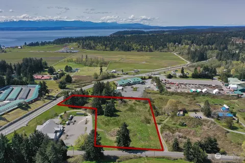5493 Woodard Ave, Freeland, WA 98249