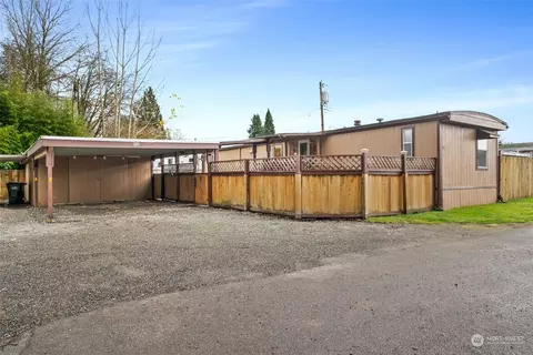 10900 Kuhlman Rd SE #90, Olympia, WA 98513
