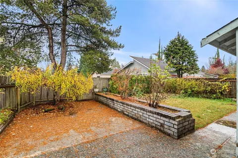 Exterior - 126 94th St SE, Everett, WA 98208 photo 3 of 8