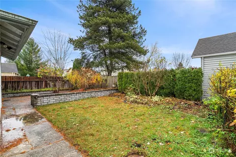 Exterior - 126 94th St SE, Everett, WA 98208 photo 4 of 8