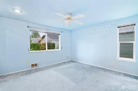 Bedroom - 126 94th St SE, Everett, WA 98208 photo 2 of 3