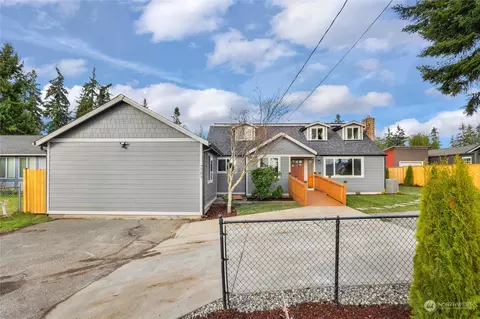 7703 224th St SW, Edmonds, WA 98026